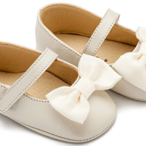 Γοβάκι Μονή Μπαρέτα με Υφασμάτινο Χειροποίητο Φιογκάκι MI1646 Εκρού